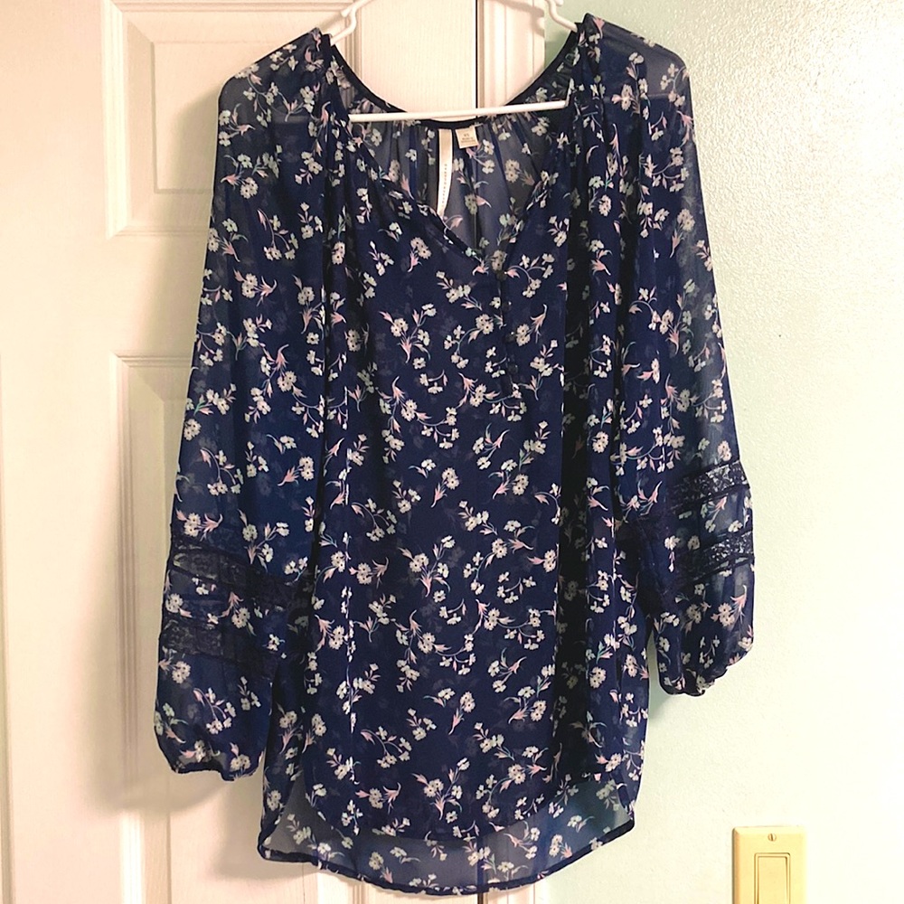 XS Lauren Conrad sheer blue floral print blouse